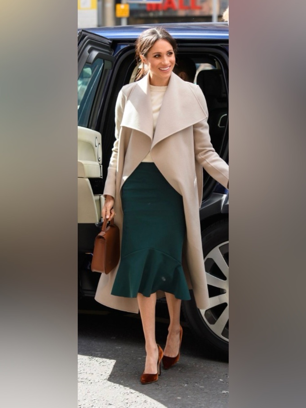 ASO Meghan Markle Dark Green Trumpet Hem Skirt Recreation